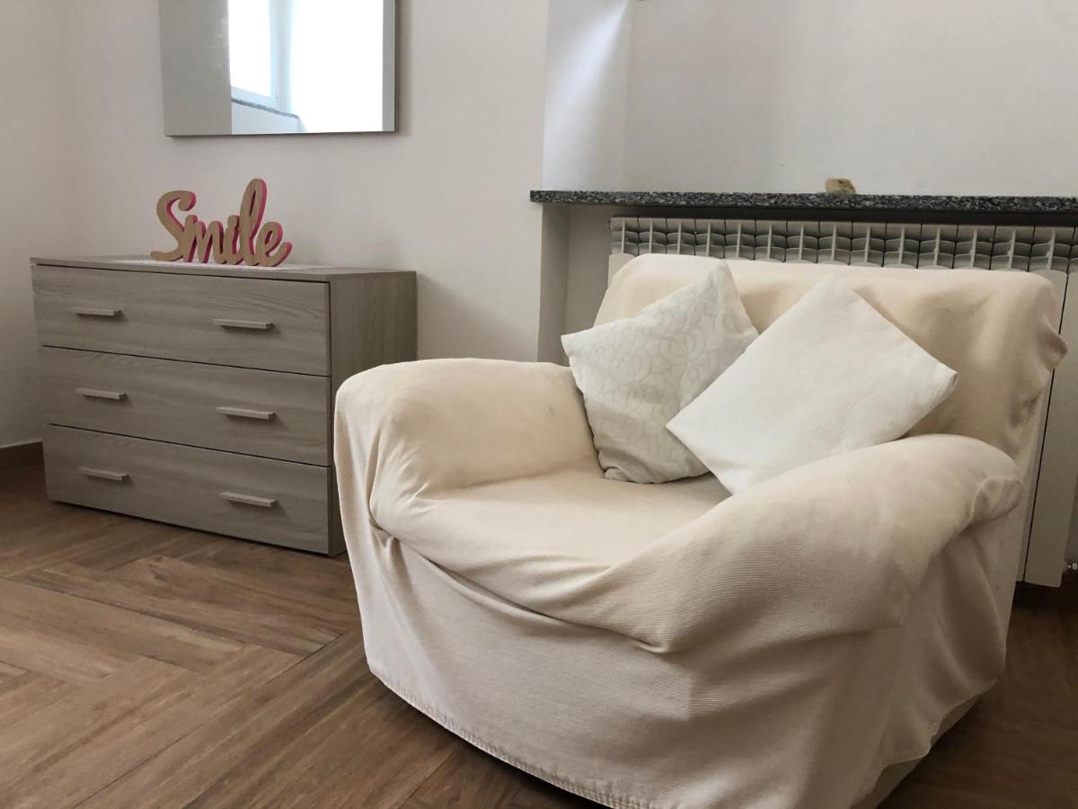 Elle'S House Apartment Savona Exterior photo